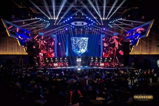 球队进入同 球队进入同